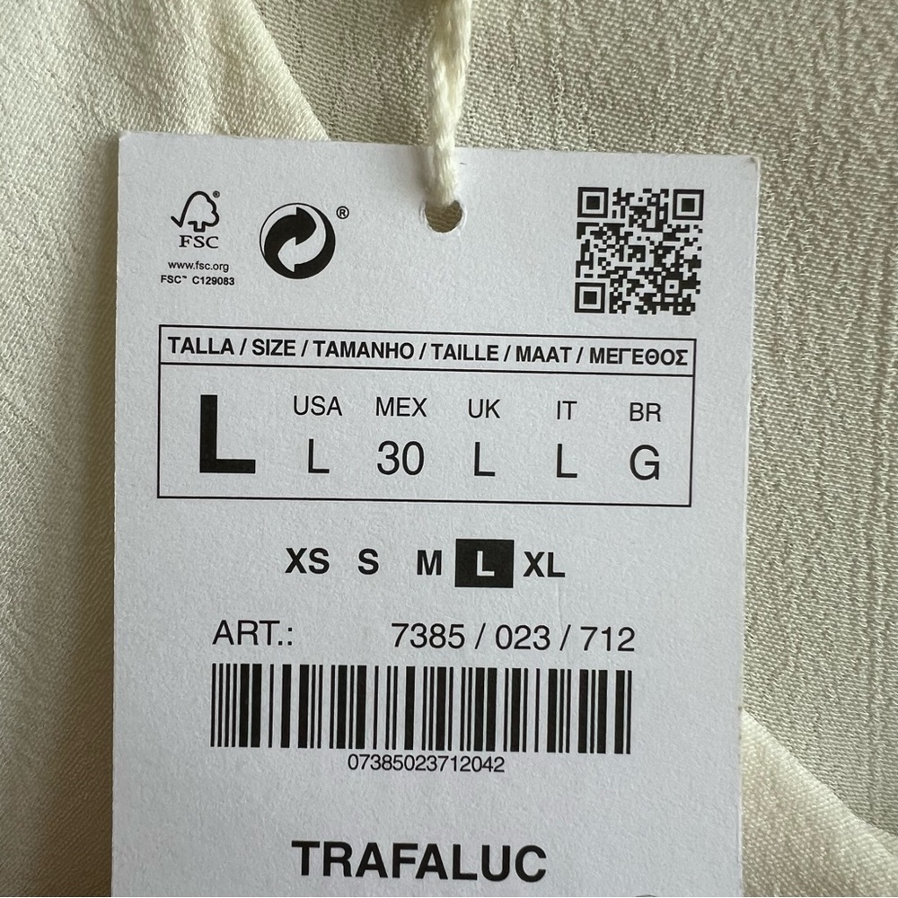 NWD Zara Ruffle Button Trafaluc Collection Blouse - Picture 4 of 7